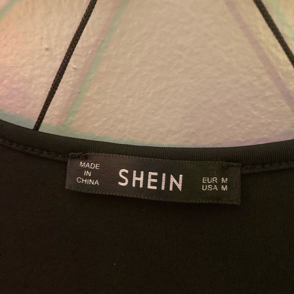 Cute crop top - Picture 3 of 3